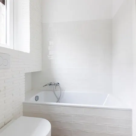 Aparthotel Sonder — Aventino Hill